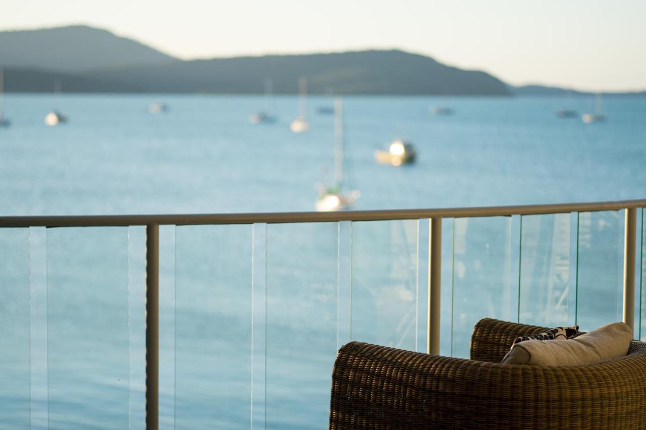 At Marina Shores Airlie Beach Buitenkant foto View from the hotel